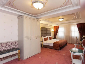 Meserret Palace Hotel