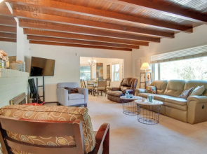 5 Mi to Dtwn: Tuscon Escape w/ Yard & Patio!