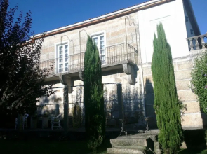 House With 5 Bedrooms in Verín, With Wonderful Mountain View, Furnishe