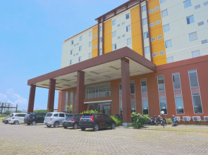 OYO 3269 Hotel Grand Sayang Park Makassar