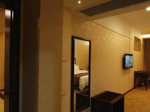 Zhahai Crowne Holiday Hotel