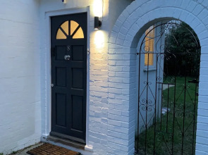 Riverwalk Apartment One