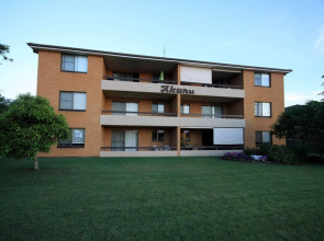 Akuna 8
