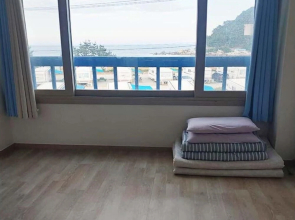 Yangyang Nusasurf Guest House