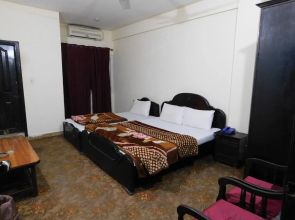 Royal City Hotel