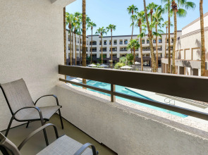 Hilton Phoenix Airport