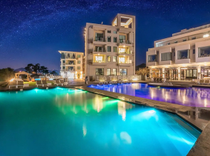 La Terrace Club Hotel n Villa