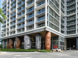 Luxury 1 BR Higher Penthouse Icon Brickell