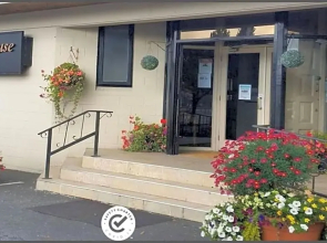 The Town House Hotel