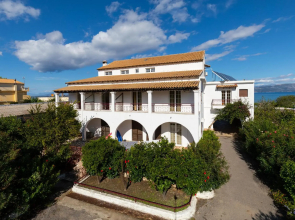 Island Kavos Annex studios