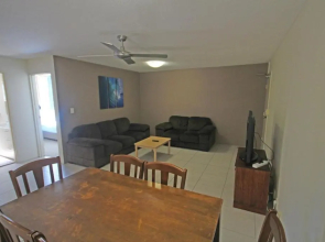 Dunes Holiday Apartments Unit 1