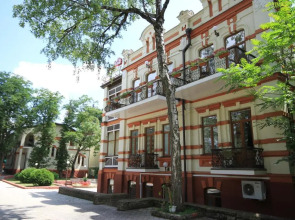 Шаляпинъ (Кисловодск)