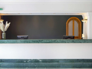 Отель Ramada by Wyndham, Athens Club Attica Riviera