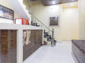 OYO 48428 Kumar Guest House