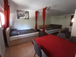 Lelle Lelke Apartmanház