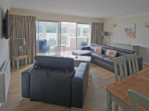 Loch Rannoch Pine Marten Lodge 2