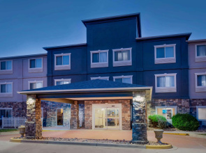 Baymont by Wyndham Henderson Northeast Denver