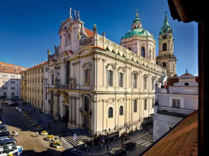 Lesser Town Square - Prague Apartments