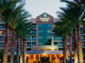 Embassy Suites by Hilton Phoenix Scottsdale