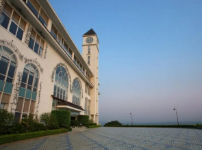 The Fountain Resort