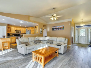 Patio & Grill: Family Home in Pueblo West