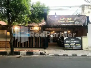 LH101 Guest House Syariah near Makam Sunan Bonang RedPartner