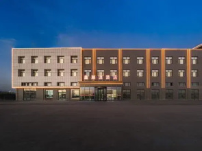 Hami Xin Shunyuan Hotel （Car Wharf Auto Clothing Industrial Park Branch