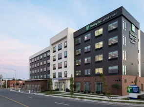 Holiday Inn Express and Suites Little Rock Downtown, an IHG Hotel