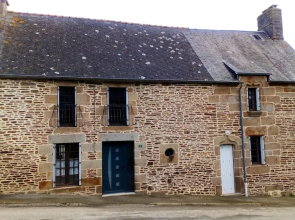 House With 4 Bedrooms in Sougéal, With Furnished Garden