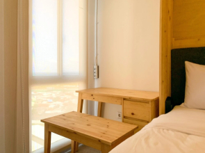 Minimalist Studio Room At Tokyo Riverside Pik 2 Apartment