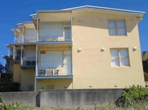 Golden Sands 1 - Absolute Beachfront