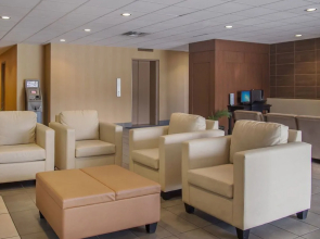 Econo Lodge Winnipeg