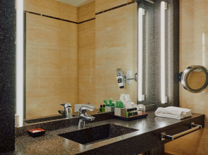 Gallery Hotel