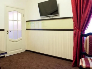 Lux Apartment on Horodocka 4-Two Separate Bedroom Apartment