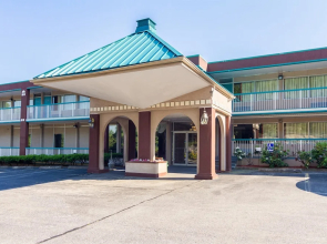 Quality Inn Groton