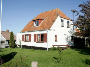 Spacious Apartment in Allinge Denmark near Sea