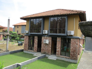 Ganga Kutir Oak Villa on Raichak