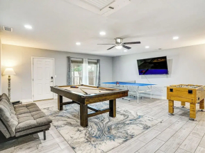 2 Mi to Lake: Home w/ Game Room, Pool & Fast Wifi!