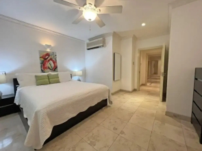 Waterside Apartment 101 by Island Villas