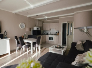 Beachcomber House A
