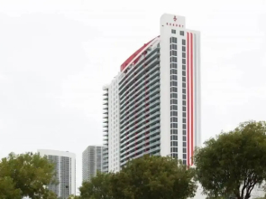 Ocean View 3 Bed 3 Bath Across The Beach @ Beachwalk