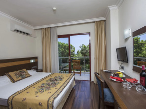 Perre La Mer Hotel Resort & Spa