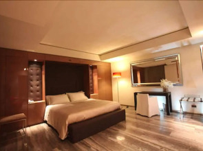 Отель Romano House