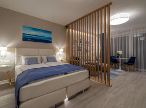 Lake Spirit Boutique Apartments