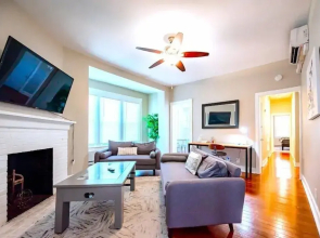 The Gilpin Getaway 2br Free Coffee 2 Bedroom Apts by RedAwning
