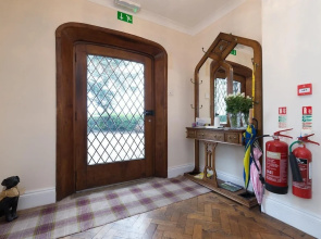 Whitethorn Bed and Breakfast