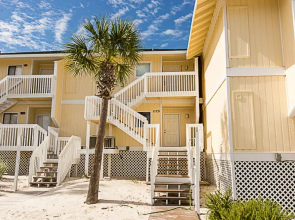 Sandpiper Cove Harbor by Holiday Isle