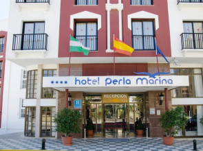 Hotel Perla Marina