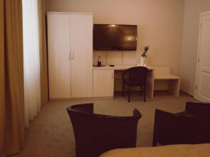 C&C Residence Hotel