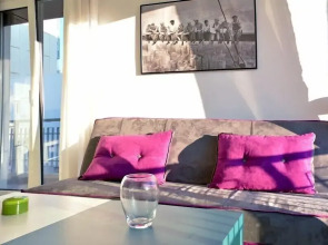 Adorable flat next to Marina Alimou